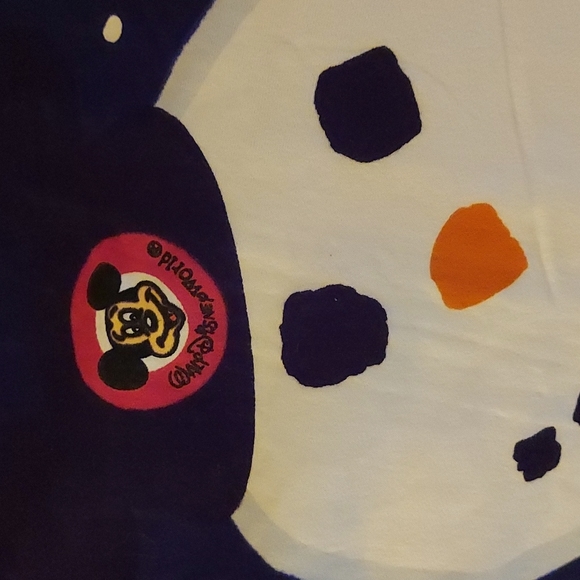 New Walt Disney World/ Disneyland Snowman blanket - Picture 3 of 4